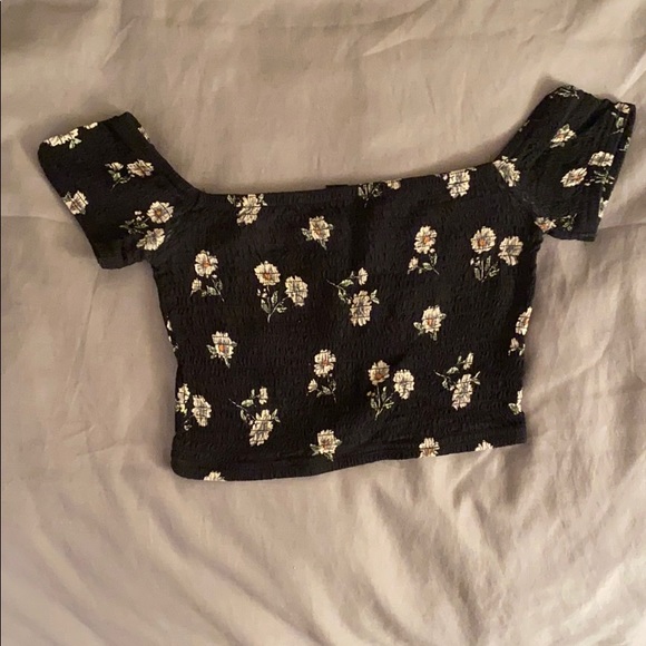 Two piece set - Picture 2 of 7